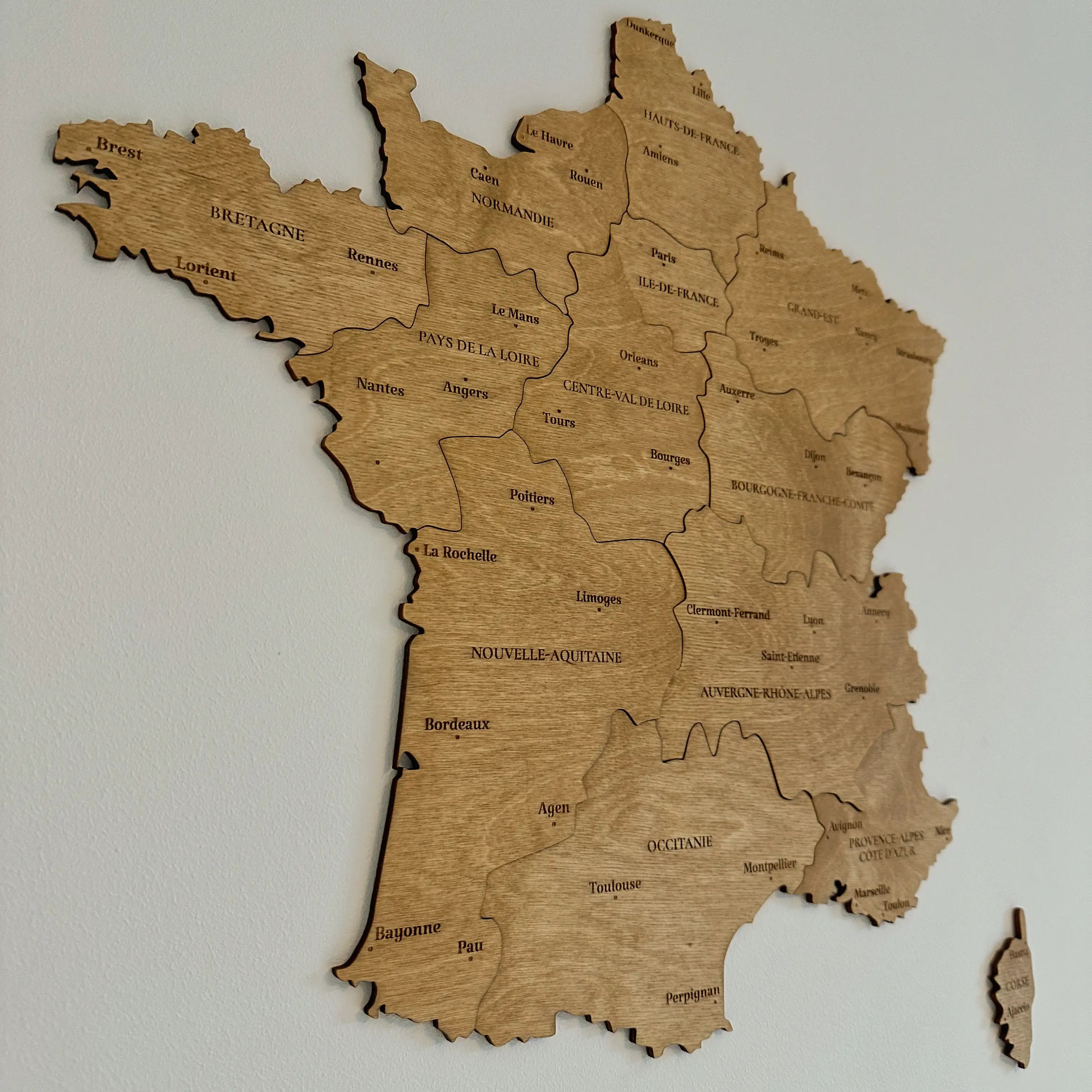 Carte de France en bois de fabrication artisanale française